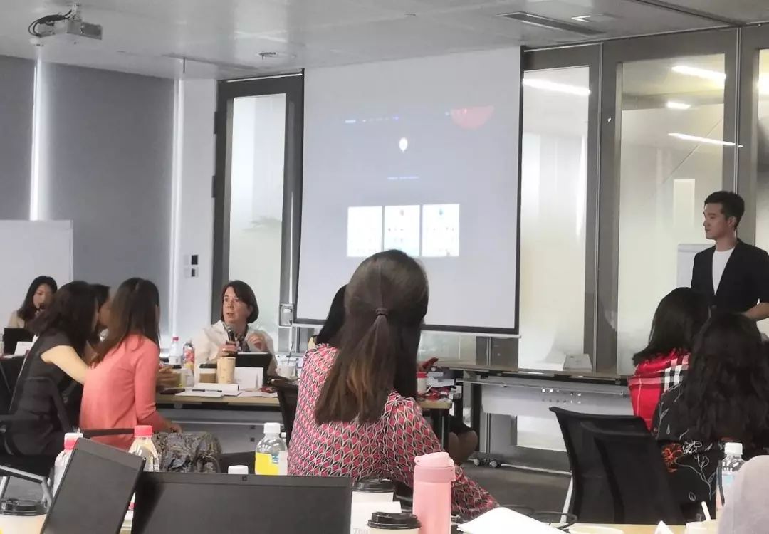 PPT教程  这是我主讲的最高级的一场PPT培训，对方居然还带着实时翻译人员...