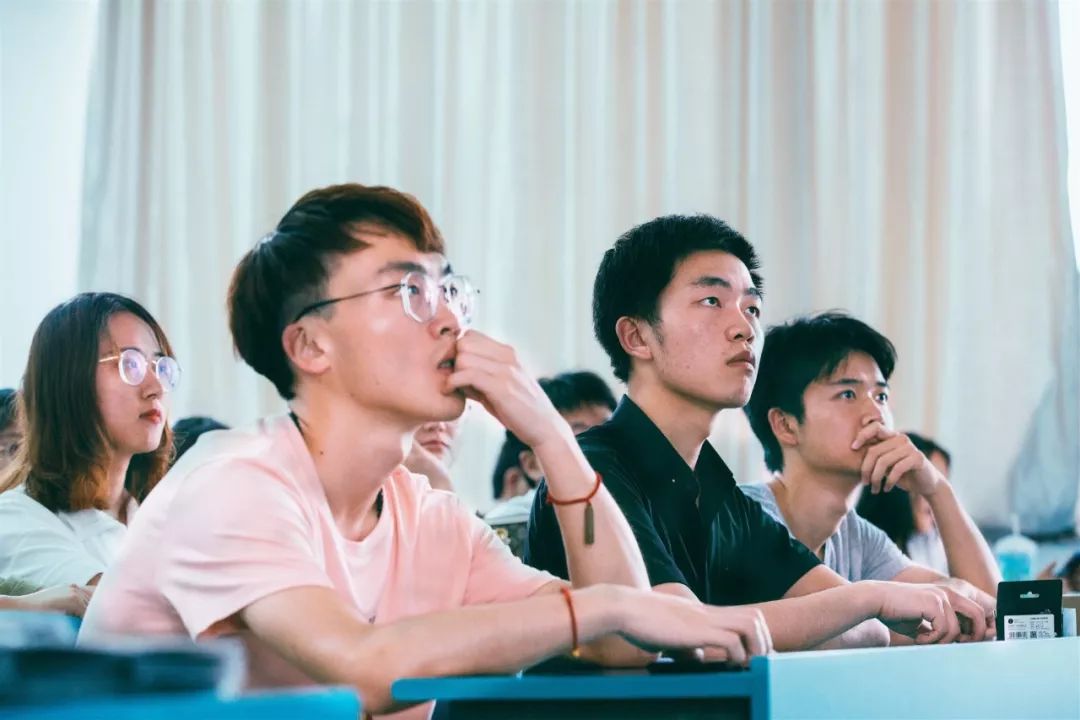 带着PPT走过江南大学和南京工程学院,最撩人的还是…… PPT教程 带着PPT走过江南大学和南京工程学院,最撩人的还是……